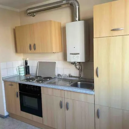 Messe - - Zentrum - 2 Zimmer - 3 Personen شقة *